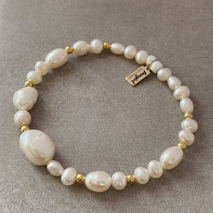 Pearl and Gold Bracelet