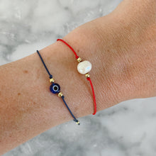 Load image into Gallery viewer, Friendship bracelets

